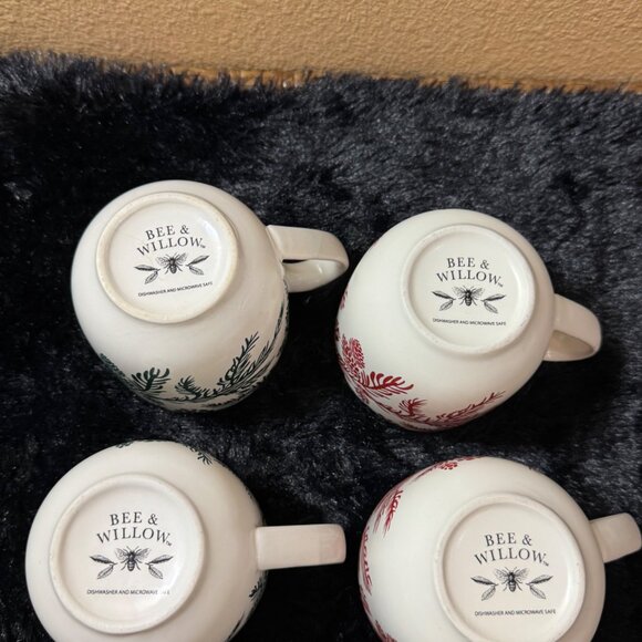 Bee & Willow Vail Pine Mugs Red & Green Pinecones Branches - Set of 4 - Picture 7 of 9